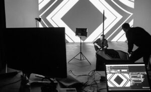 Studio-C mieten in Erfurt bei BATT Studiopark Kindermedienzentrum, Tanzen Musikvideo